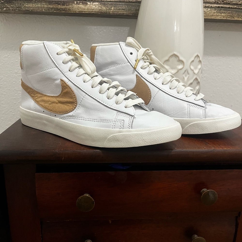Nike Blazer Mid Premium “Light Patina”